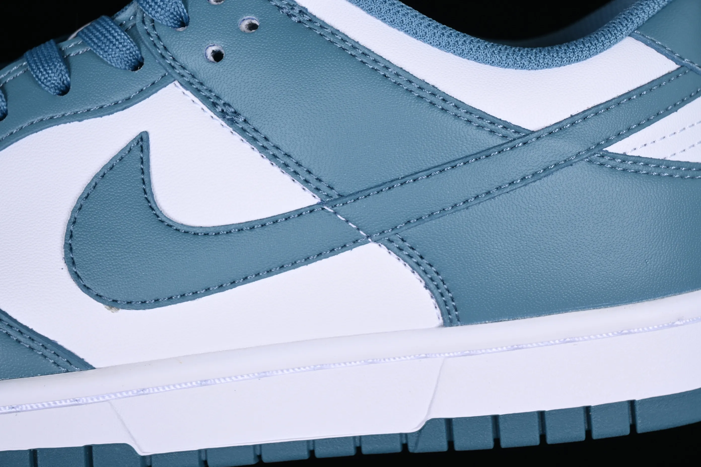 All categories Nk SB Dunk series Nk SB Dunk Low low-top sneakers Nk Dunk Low "South Beach" South Coast color SB low-top casual sneakers FJ0739-100
